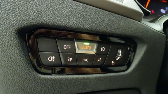 BMW-SERIE 3-320dA Lounge G20