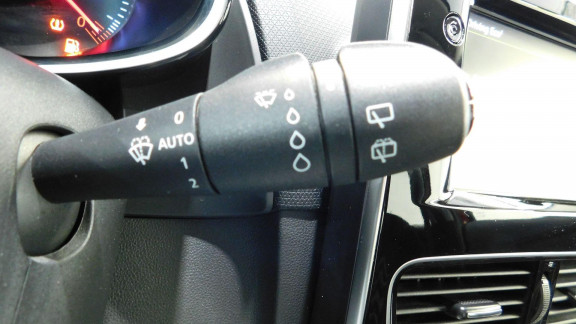 RENAULT-CLIO 4-1.5 DCI 90CH ENERGY INTENS 5P EURO6C