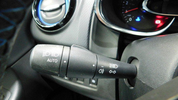 RENAULT-CLIO 4-1.5 DCI 90CH ENERGY INTENS 5P EURO6C