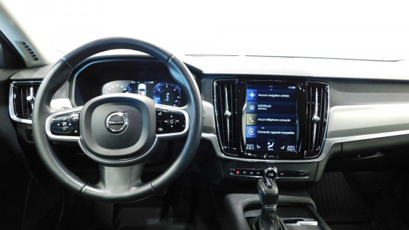 VOLVO-V90-D3 ADBLUE 150CH MOMENTUM GEARTRONIC