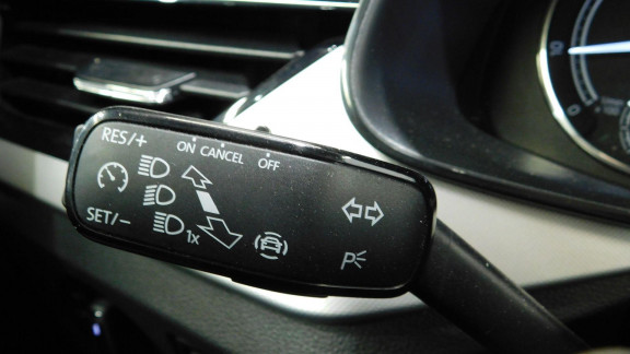 SKODA-SCALA-1.0 TSI 95CH AMBITION