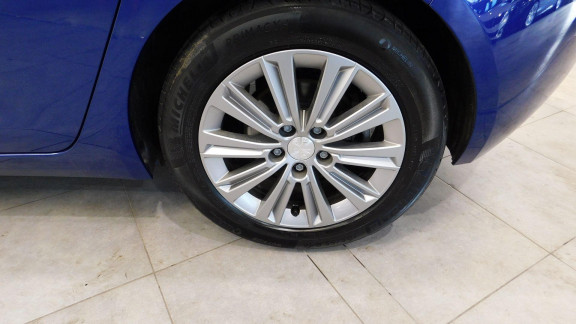 PEUGEOT-308-1.2 PURETECH 130CH S&S ALLURE EAT8