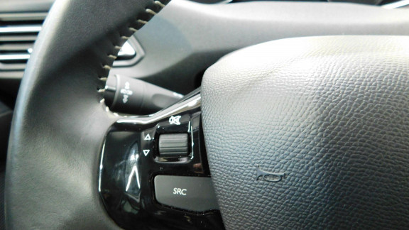 PEUGEOT-308-1.2 PURETECH 130CH E6.C S&S ACTIVE