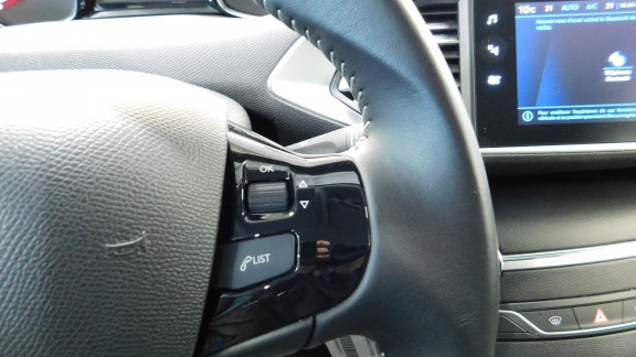 PEUGEOT-308-1.2 PURETECH 130CH E6.C S&S ACTIVE
