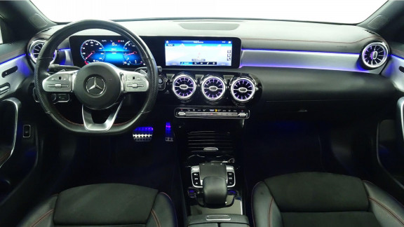 MERCEDES-CLA-200 163CH AMG LINE 7G-DCT