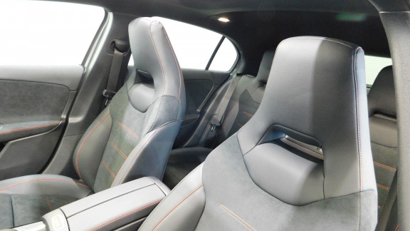 MERCEDES-CLASSE A (W177)-200 D 150CH AMG LINE 8G-DCT