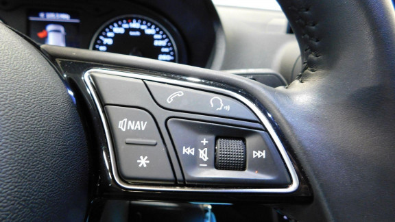 AUDI-Q2-30 TFSI 116CH DESIGN EURO6D-T