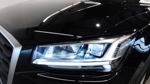 AUDI-Q2-30 TFSI 116CH DESIGN EURO6D-T