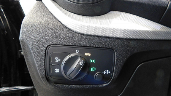 AUDI-Q2-30 TFSI 116CH DESIGN EURO6D-T