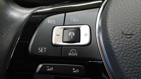 VOLKSWAGEN-T-ROC-1.0 TSI 115CH LOUNGE