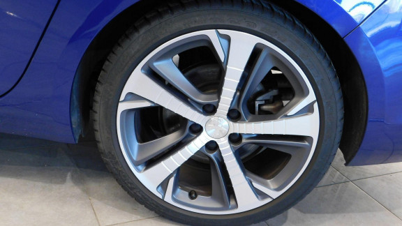 PEUGEOT-308-2.0 BLUEHDI 180CH S&S GT EAT8