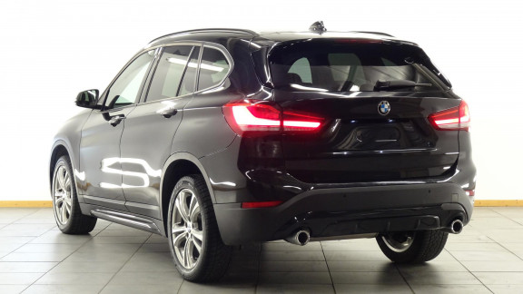 BMW-X1- sDrive 18d F48 Sport