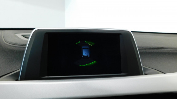 BMW-X2- sDrive 18d - BVA - S&S  F39 Business Design 