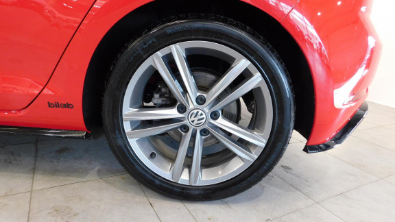 VOLKSWAGEN-GOLF-1.5 16V TSI Evo - 150 - BV DSG 7  VII BERLINE Carat PHASE 2