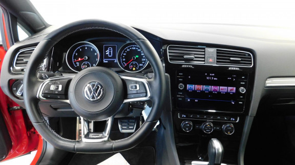 VOLKSWAGEN-GOLF-1.5 16V TSI Evo - 150 - BV DSG 7  VII BERLINE Carat PHASE 2