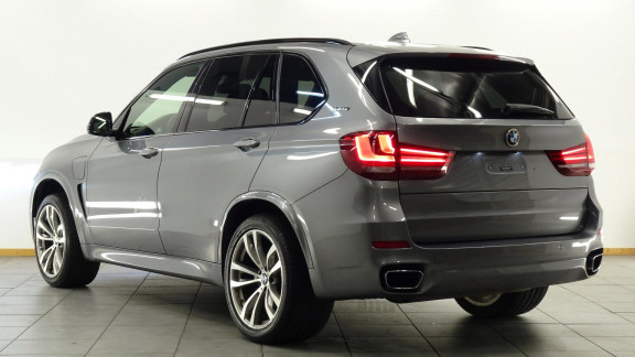BMW-X5- xDrive 40e F85 M Sport 