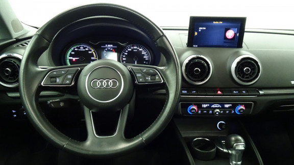 AUDI-A3 SPORTBACK-1.4 TFSI e-tron - 204ch S-Tronic 6 DESIGN LUXE
