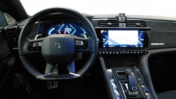 DS-DS 9- E-Tense - 225  BERLINE Performance Line + 