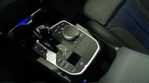 BMW-SERIE 1-118i - BV DKG  BERLINE F40 M Sport 