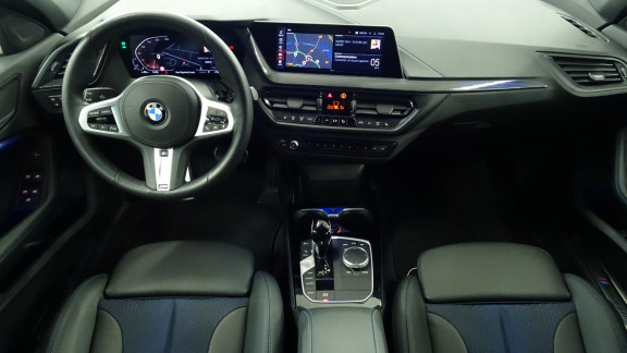 BMW-SERIE 1-118i - BV DKG  BERLINE F40 M Sport 