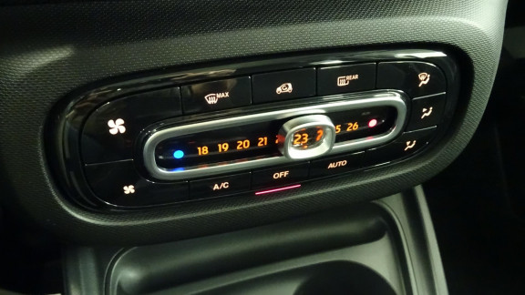 SMART-FORFOUR-Smart EQ - 82 ch Passion