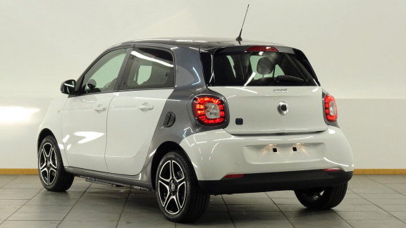 SMART-FORFOUR-Smart EQ - 82 ch Passion