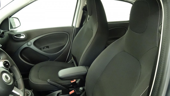 SMART-FORFOUR-Smart EQ - 82 ch Passion