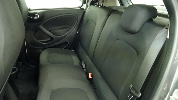 SMART-FORFOUR-Smart EQ - 82 ch Passion