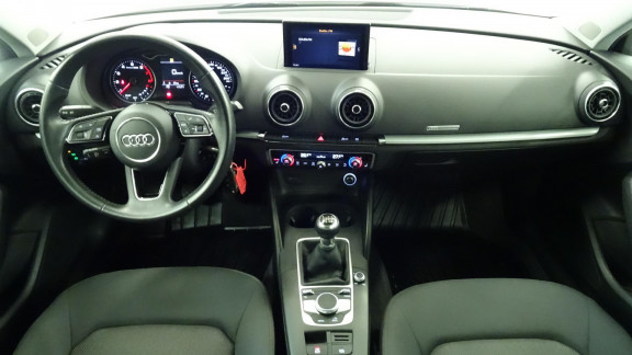 AUDI-A3- Sportback 1.5 35 TFSI CoD -150  8V SPORTBACK Business Line PHASE 2