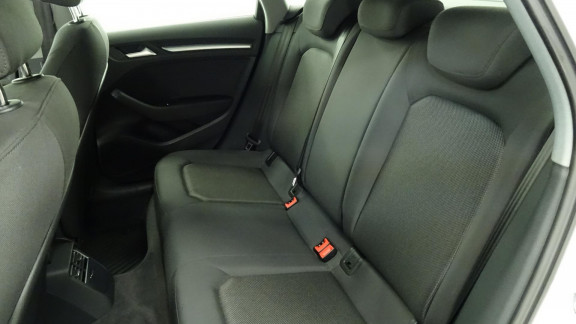 AUDI-A3- Sportback 1.5 35 TFSI CoD -150  8V SPORTBACK Business Line PHASE 2