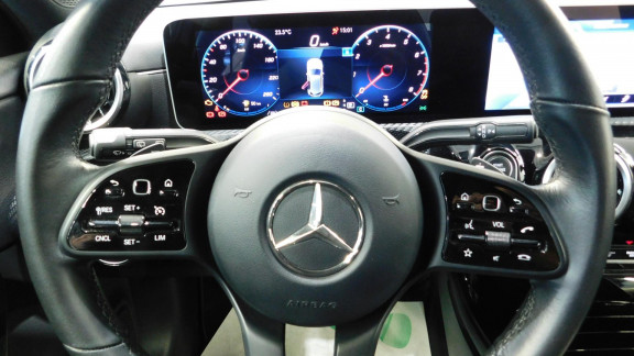 MERCEDES-CLASSE A-A 180 - BV 7G-DCT  BERLINE 5P - BM 177 Business Line 