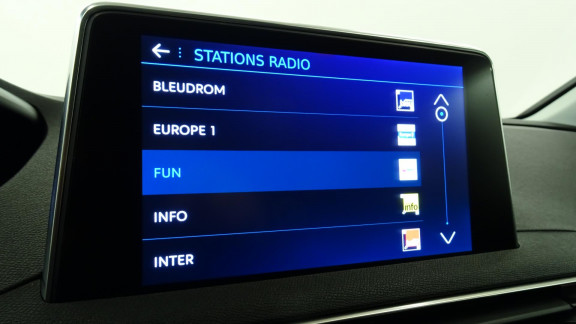 PEUGEOT-3008- 1.5 BlueHDi S&S - 130ch Allure Business