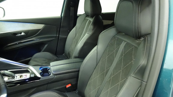 PEUGEOT-5008- 2.0 BlueHDi S&S 180CH GT EAT8