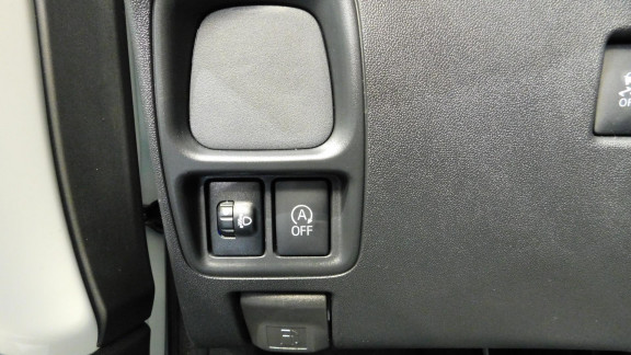 PEUGEOT-108- 1.0 VTi - 72 S&S  BERLINE Like 