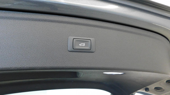 AUDI-Q5- Quattro 2.0 TDI - 190 - BV S-tronic  2017 Business Executive PHASE 1