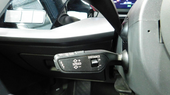 AUDI-A3- Sportback 2.0 35 TDI - 150 - BV S-Tronic 7  8Y SPORTBACK S line 