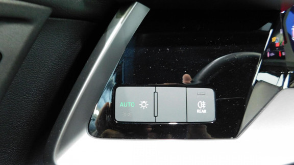 AUDI-A3- Sportback 2.0 35 TDI - 150 - BV S-Tronic 7  8Y SPORTBACK S line 