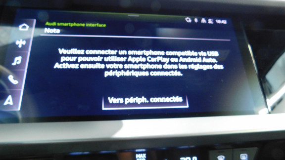 AUDI-A3- Sportback 2.0 35 TDI - 150 - BV S-Tronic 7  8Y SPORTBACK S line 