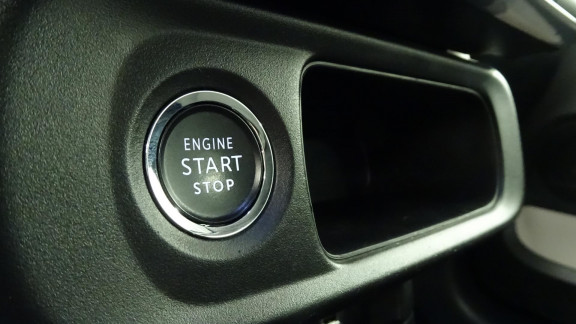 CITROEN-C3-BlueHDi 100CH S&S Shine BVM5