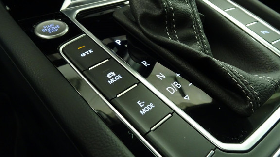 VOLKSWAGEN-ARTEON-Artéon 1.4 eHybrid - 218ch - BV DSG 6 R-Line