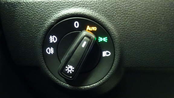 VOLKSWAGEN-T-ROC-1.6 TDI - 115 - Start&Stop  Lounge PHASE 1