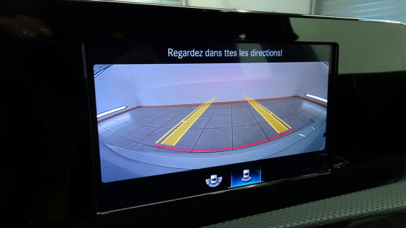 MERCEDES-CLASSE A-A180 W177 AMG Line 