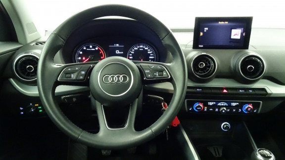 AUDI-Q2-30 TFSI - 116  Sport