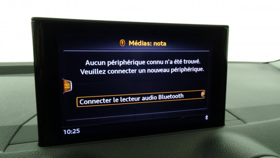 AUDI-Q2-30 TFSI - 116  Sport