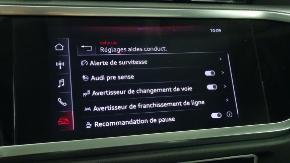 AUDI-Q3-35 TFSI 150 BUSINESS LINE S TRONIC 7