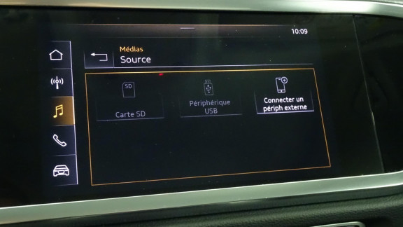 AUDI-Q3-35 TFSI 150 BUSINESS LINE S TRONIC 7