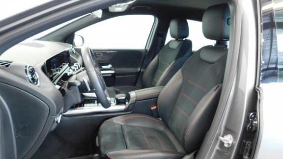 MERCEDES-CLASSE B-B 180 - BV 7G-DCT  BERLINE - BM 247 AMG Line 