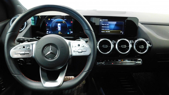 MERCEDES-CLASSE B-B 180 - BV 7G-DCT  BERLINE - BM 247 AMG Line 