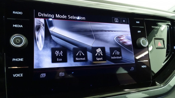 VOLKSWAGEN-POLO-2.0 TSI - 200CH GTI