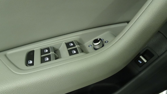 AUDI-A4- Avant 35 TDI 163CH S-tronic S line